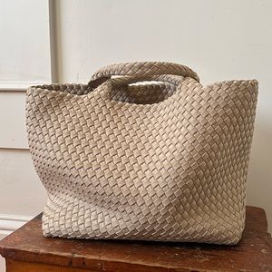 NAGHEDI St Barths Medium Tote
